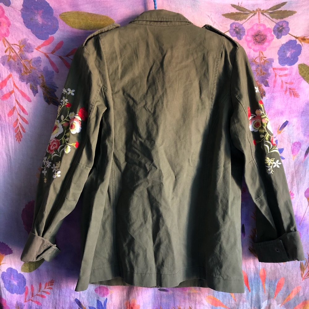 Floral jacket - Picture 3 of 3